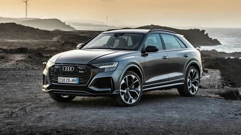 Audi RSQ8