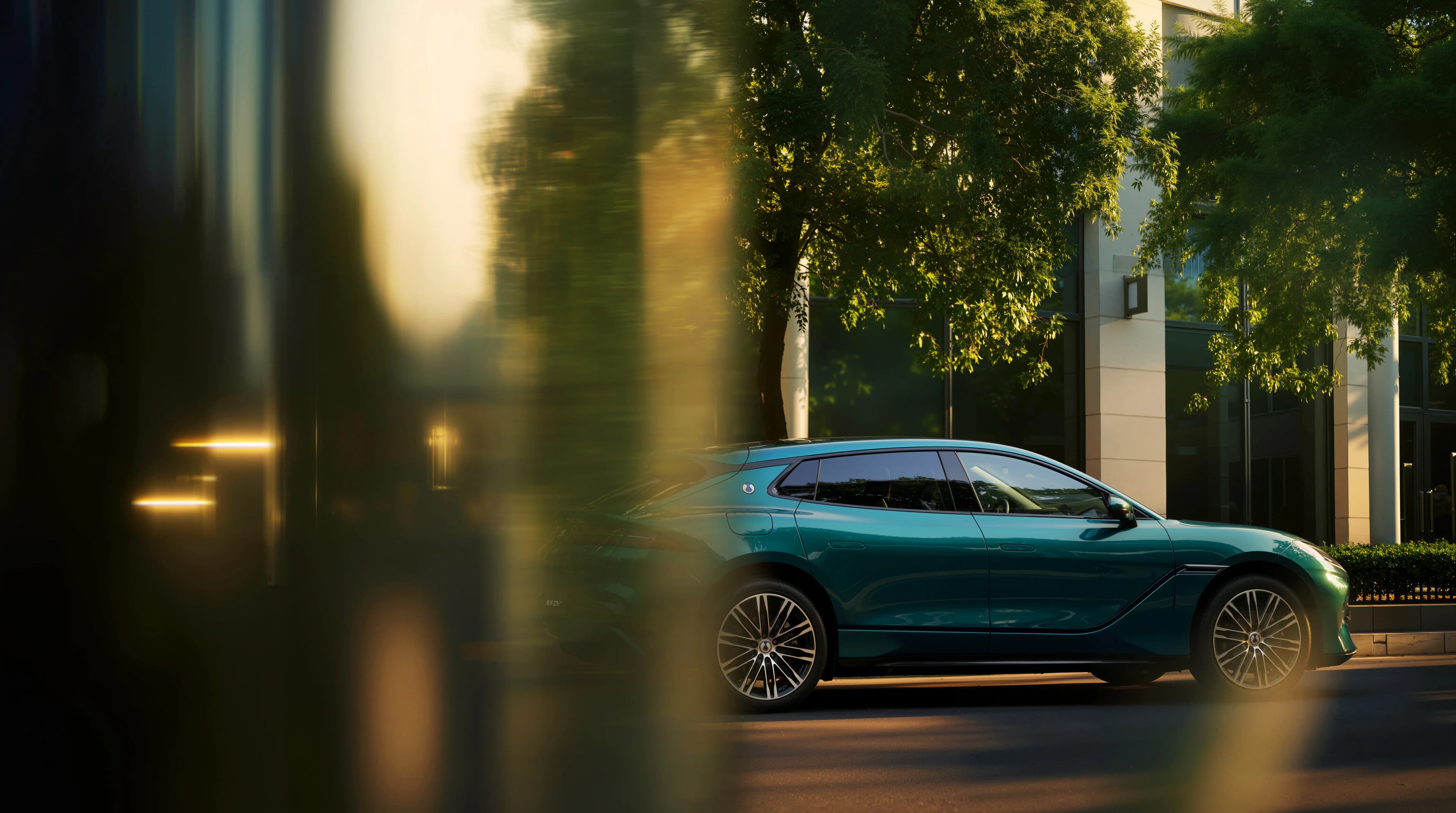 Denza Z9GT premium electric grand tourer wagon Australian launch image
