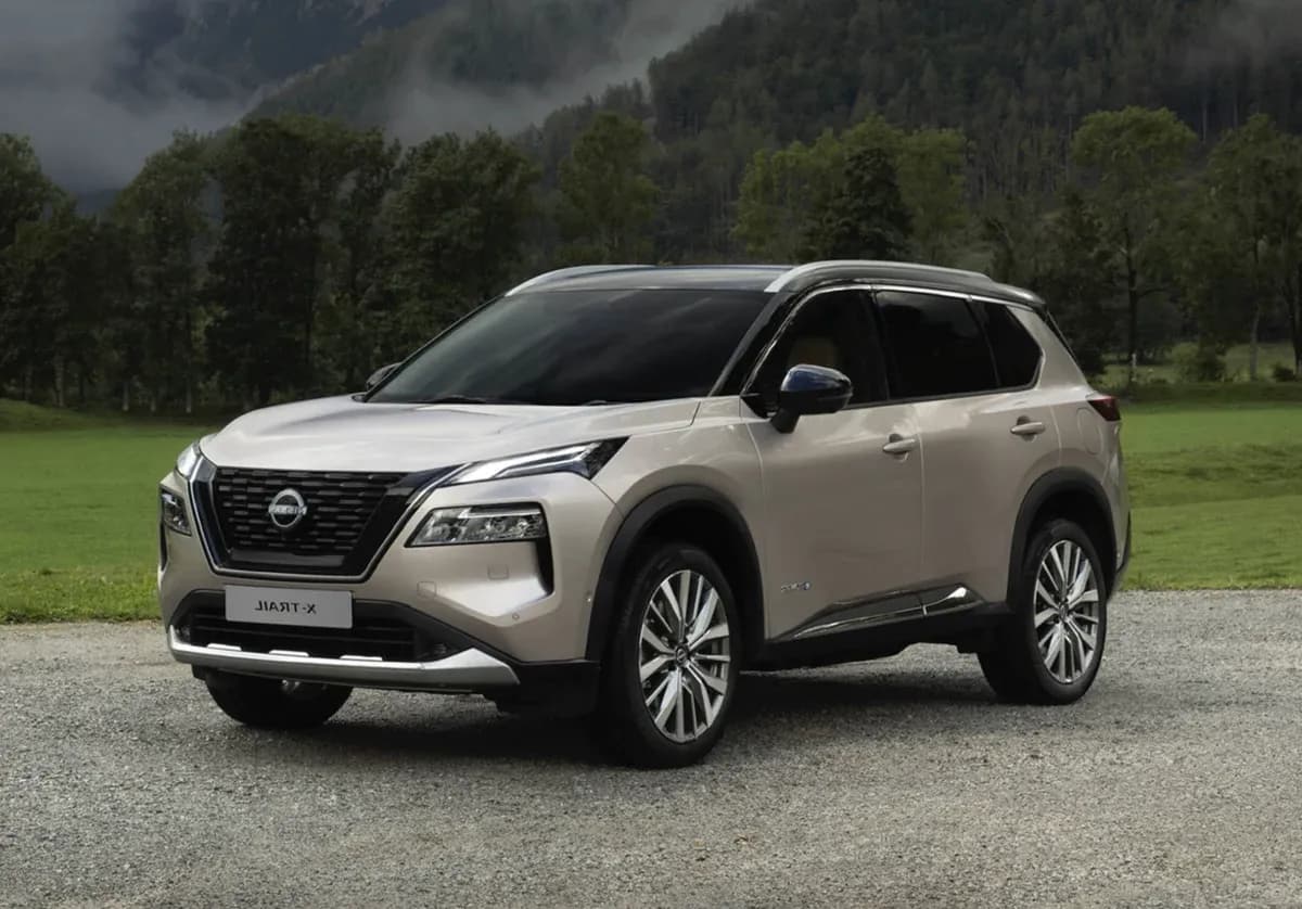 2026 Nissan X-Trail front three-quarter view, the T33 generation that now spans 13 Australian variants including the new Rock Creek 4WD and cheaper 2WD e-POWER hybrids
