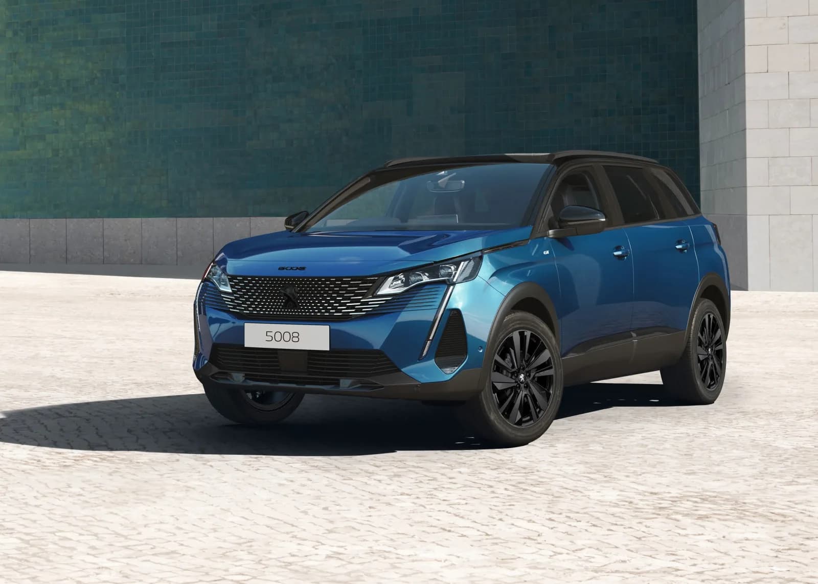 Peugeot 5008 GT Premium Hybrid seven-seat SUV, exterior in blue