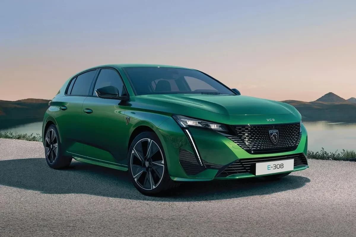 Peugeot e-308