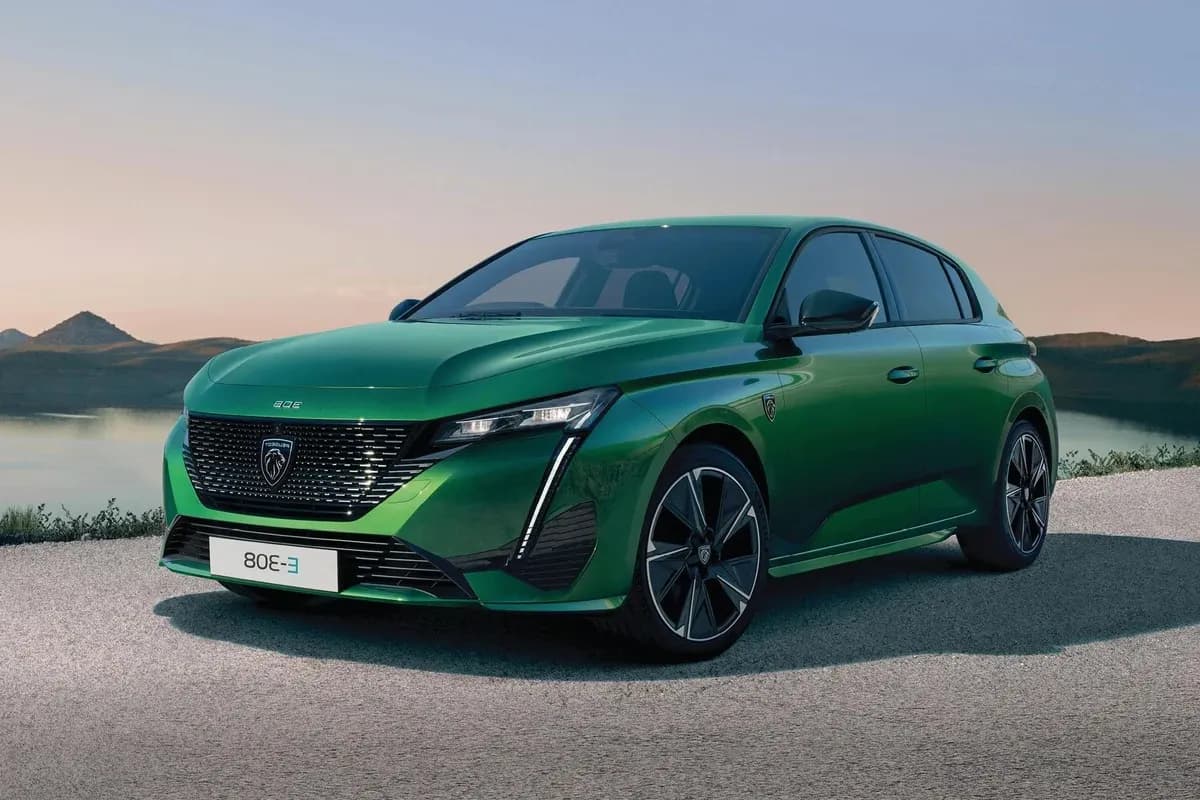 Peugeot e-308