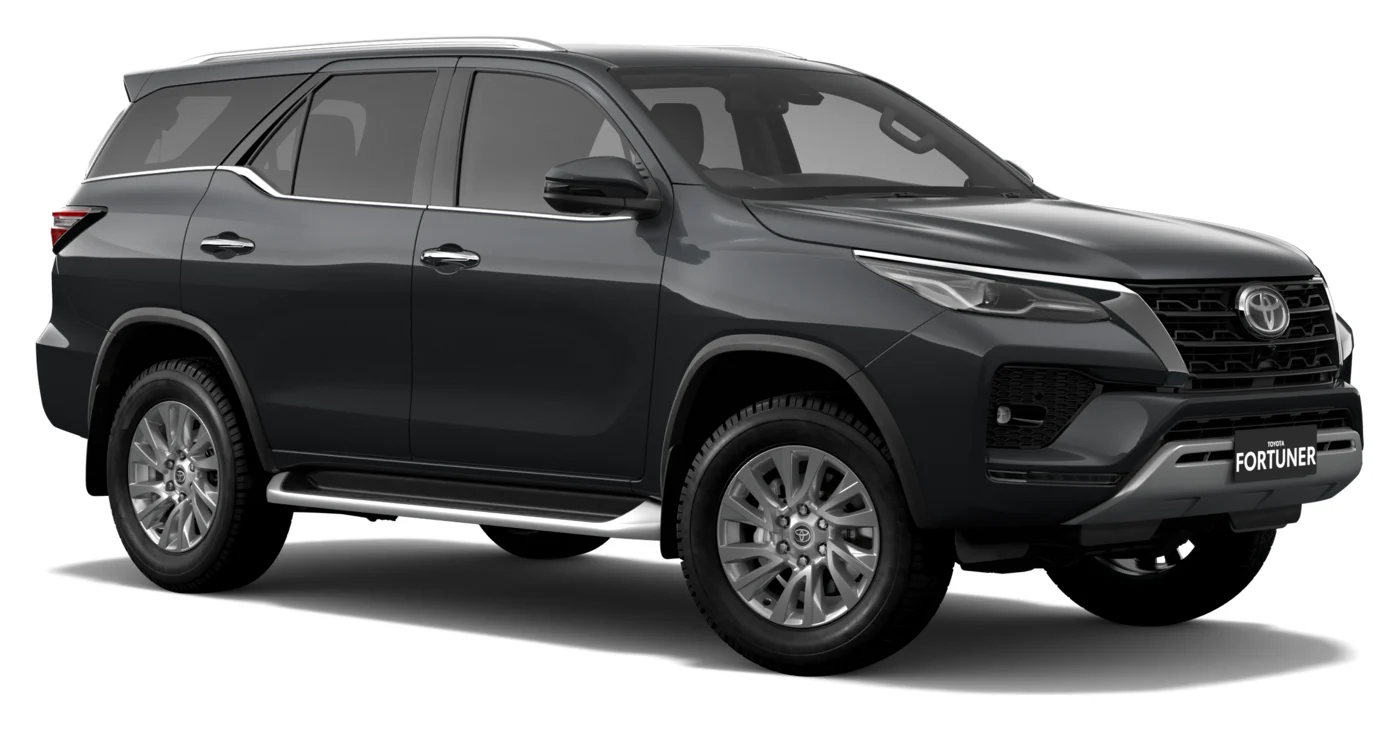 Toyota Fortuner Crusade front three-quarter