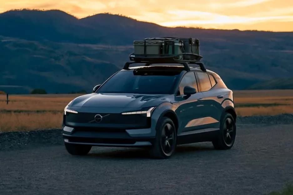 Volvo EX30 Cross Country