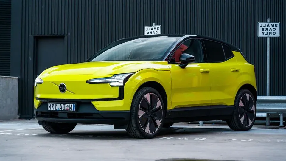 Volvo EX30