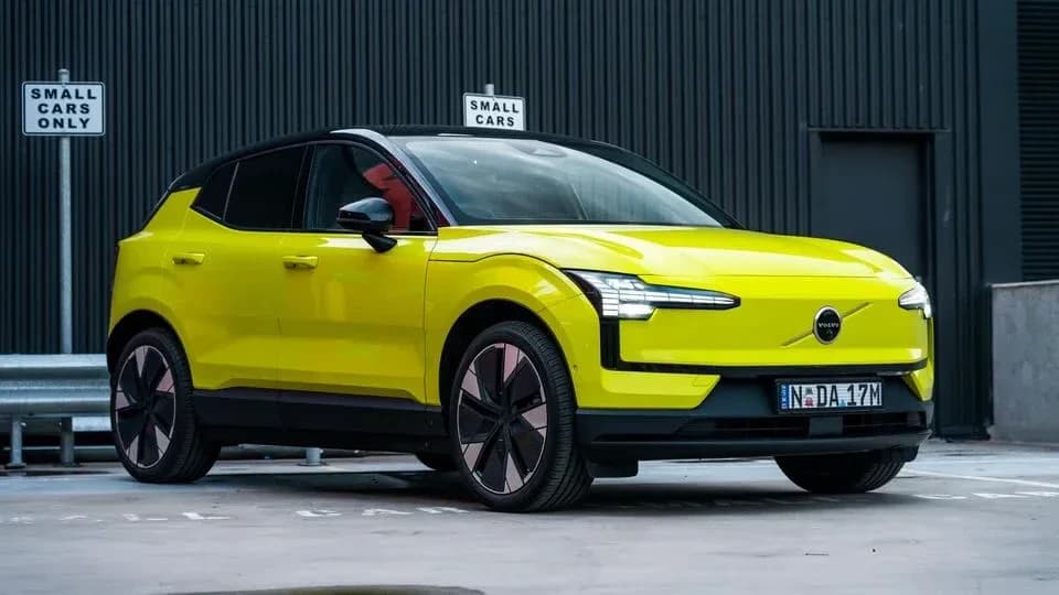 Volvo EX30