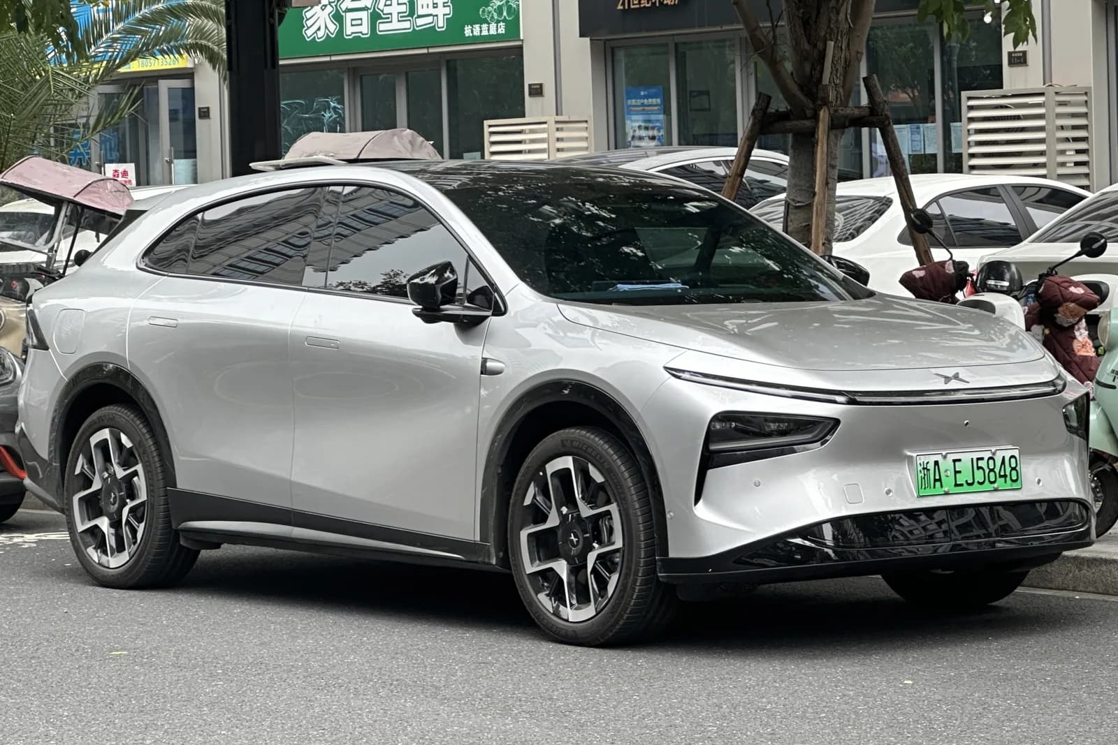XPeng G7