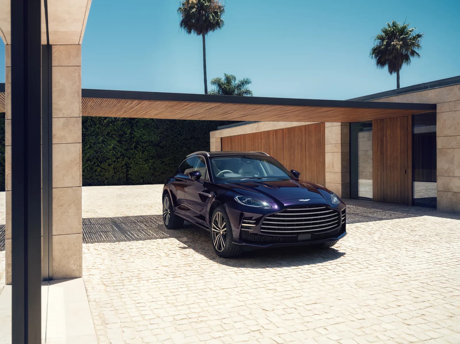 Aston Martin DBX GT: The 535kW Super-SUV Turns the Volume Down