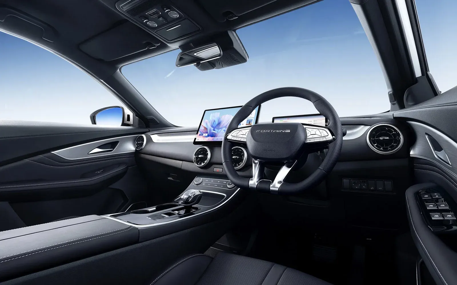 Forthing Taikon 5 interior dash and steering wheel detail