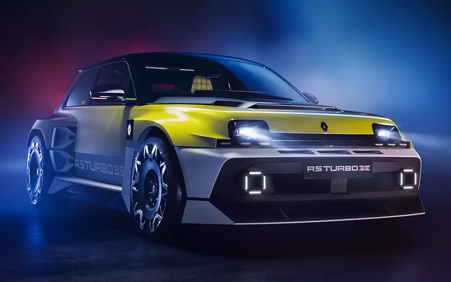 Renault 5 Turbo 3E electric hot hatch, front three-quarter studio view