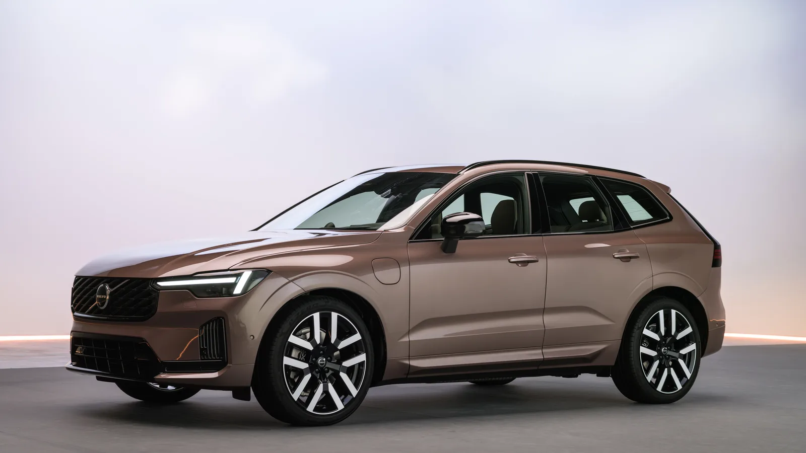 2027 Volvo XC60 and XC90 Long-Range Plug-In Hybrids: Up to 200km of Electric Range, With Australian Arrival Reported for Q2 2027 and No Price Yet
