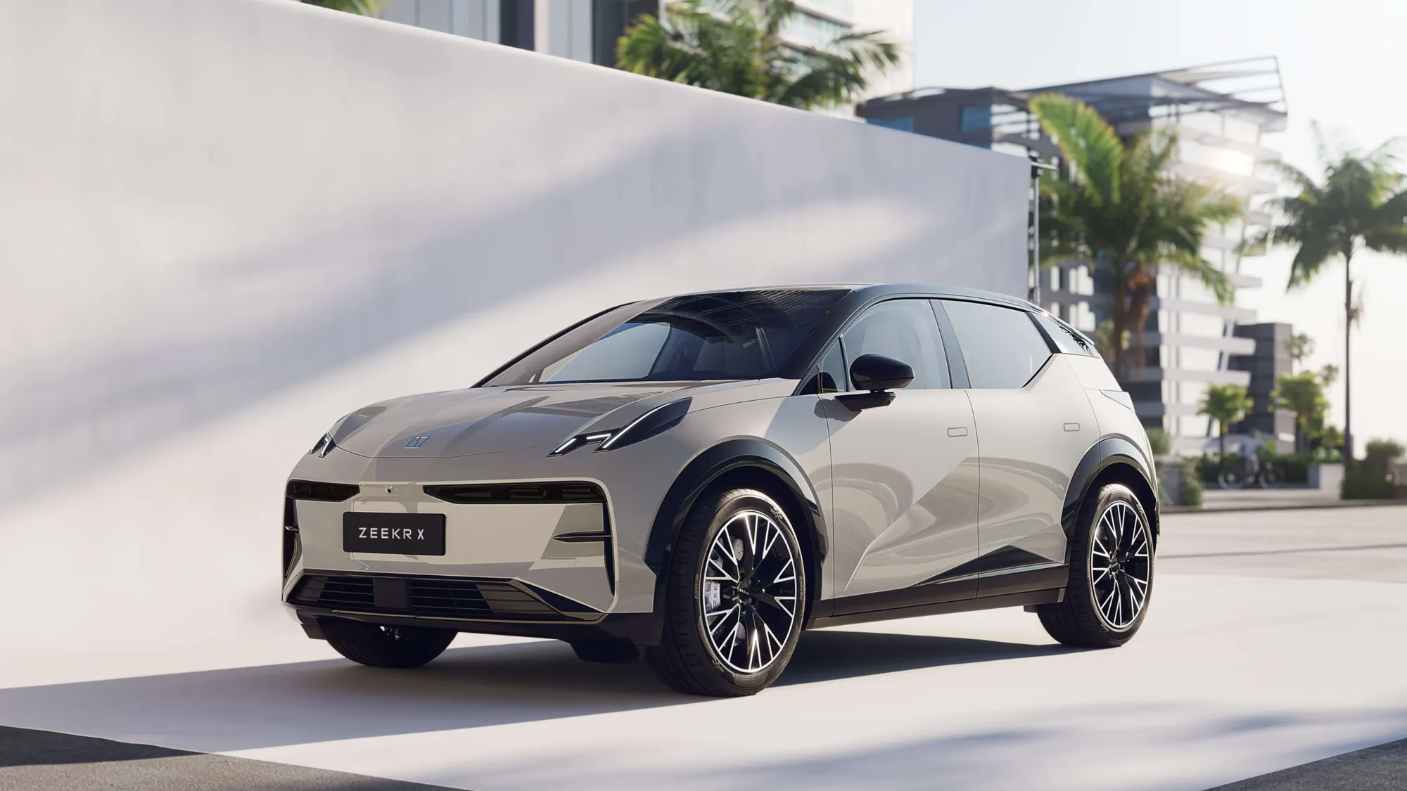 Zeekr X front three-quarter view in silver