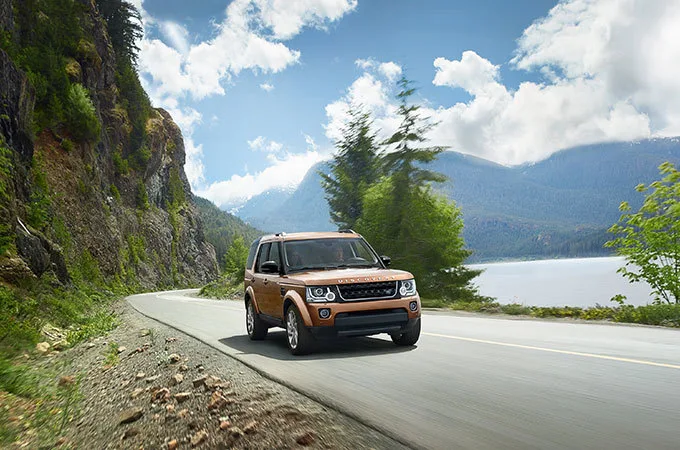Land Rover Discovery 4