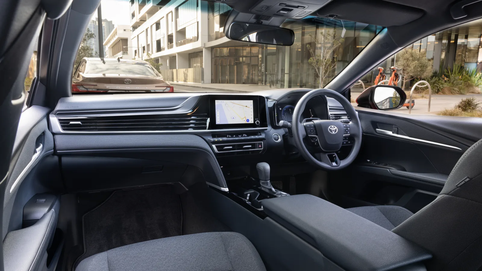 Toyota Camry Ascent Hybrid, interior